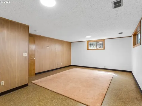 3443 NE 121st Avenue Portland OR 97220