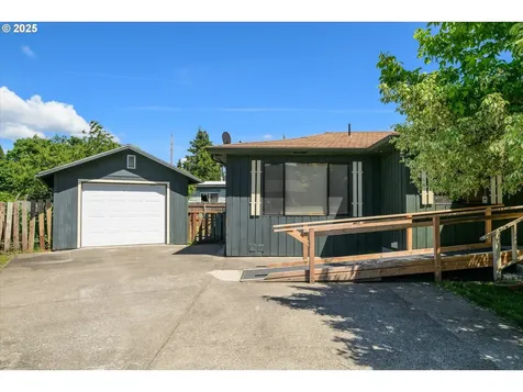 47693 Rainbow Court Oakridge OR 97463
