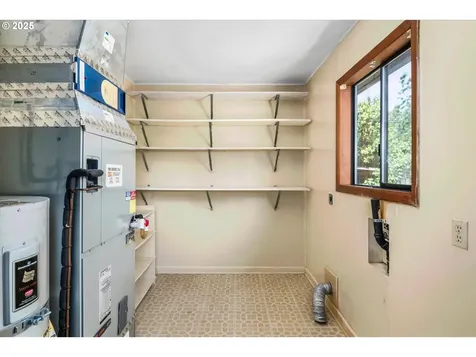 47693 Rainbow Court Oakridge OR 97463