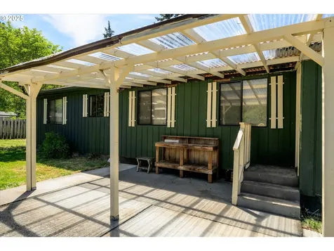 47693 Rainbow Court Oakridge OR 97463