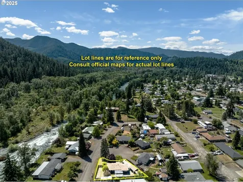47693 Rainbow Court Oakridge OR 97463