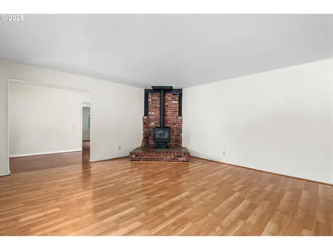 47693 Rainbow Court Oakridge OR 97463