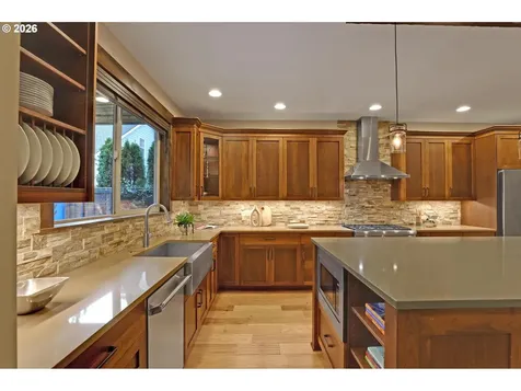 3402 NW 117th Place Portland OR 97229