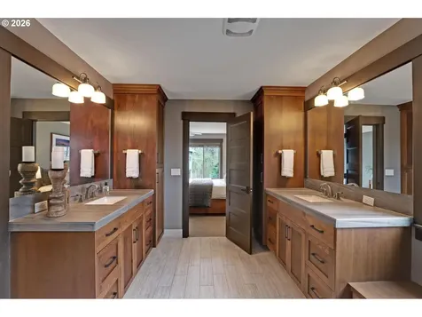 3402 NW 117th Place Portland OR 97229