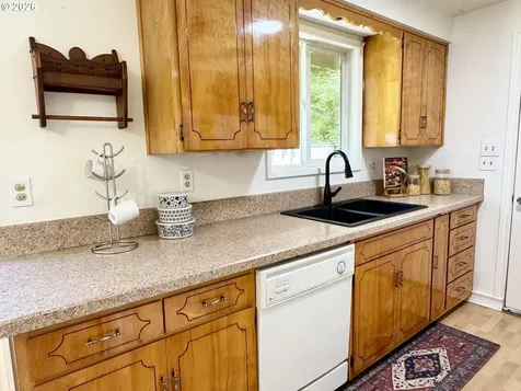 345 E Rosewood Avenue Eugene OR 97404