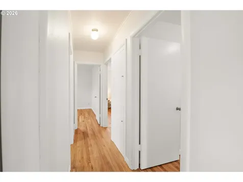 1465 3rd Street Astoria OR 97103