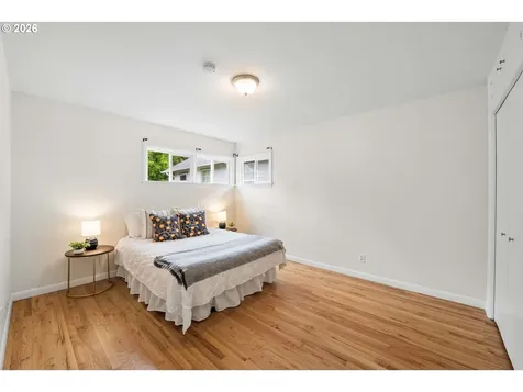 1465 3rd Street Astoria OR 97103