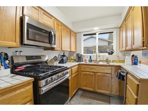 390 SW Ash Street Willamina OR 97396
