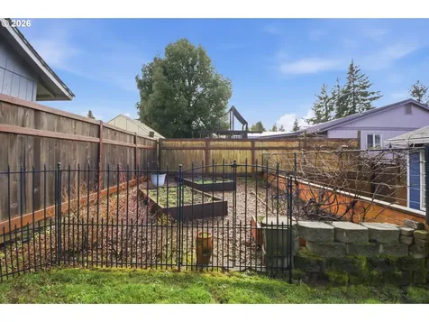 390 SW Ash Street Willamina OR 97396
