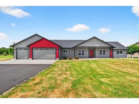 55 Monroe Drive Cathlamet WA 98612