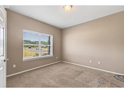 55 Monroe Drive Cathlamet WA 98612