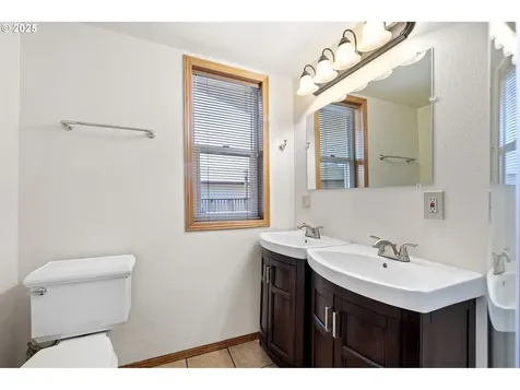 2460 Bailey Hill Road Eugene OR 97405