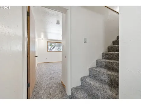 2460 Bailey Hill Road Eugene OR 97405