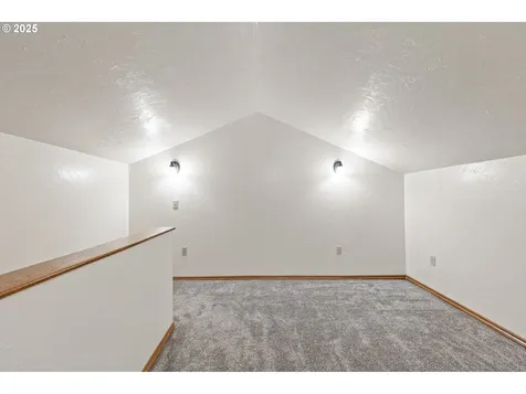 2460 Bailey Hill Road Eugene OR 97405