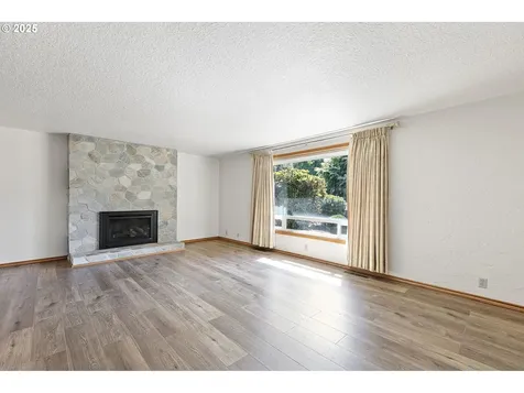 2460 Bailey Hill Road Eugene OR 97405