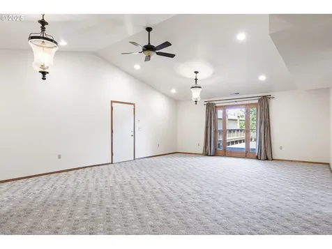 2460 Bailey Hill Road Eugene OR 97405