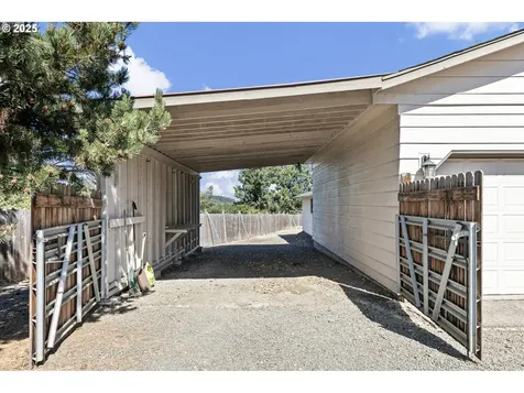 2460 Bailey Hill Road Eugene OR 97405