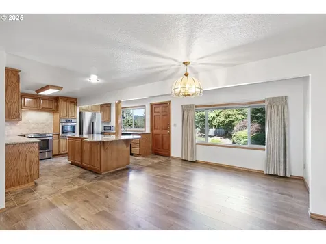 2460 Bailey Hill Road Eugene OR 97405