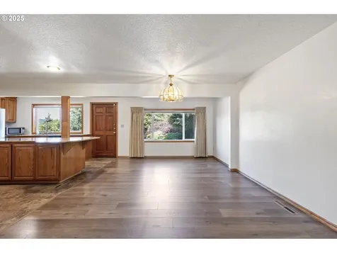 2460 Bailey Hill Road Eugene OR 97405
