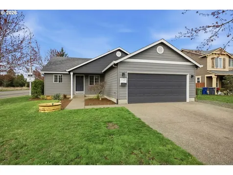 1121 Dahlia Street Woodburn OR 97071