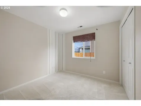 1121 Dahlia Street Woodburn OR 97071