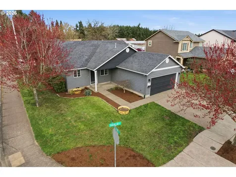 1121 Dahlia Street Woodburn OR 97071