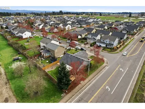 1121 Dahlia Street Woodburn OR 97071