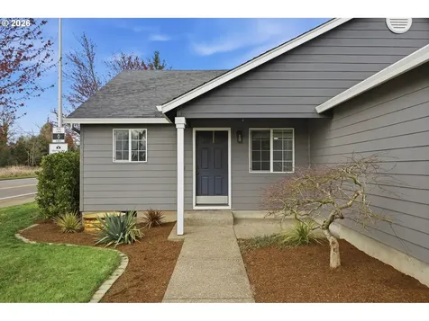 1121 Dahlia Street Woodburn OR 97071