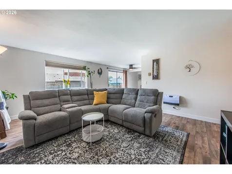 1121 Cedar Place Creswell OR 97426