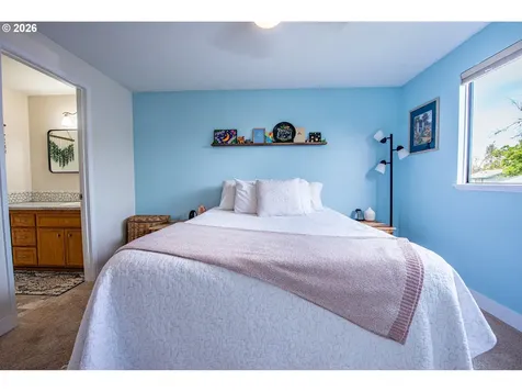 1121 Cedar Place Creswell OR 97426