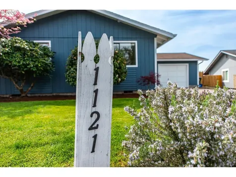 1121 Cedar Place Creswell OR 97426