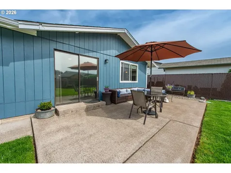 1121 Cedar Place Creswell OR 97426