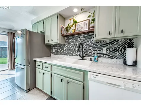 1121 Cedar Place Creswell OR 97426