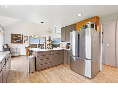 310 Pacific Street Columbia City OR 97018