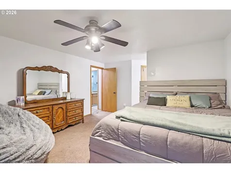 310 Pacific Street Columbia City OR 97018