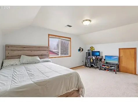 310 Pacific Street Columbia City OR 97018
