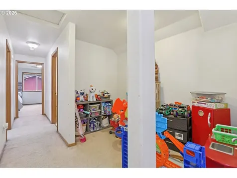 310 Pacific Street Columbia City OR 97018