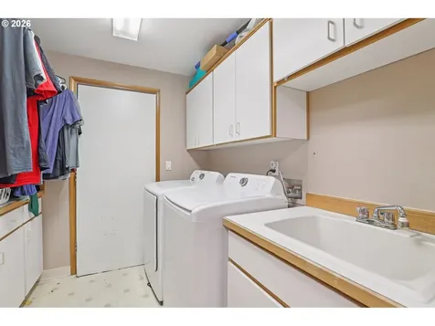 310 Pacific Street Columbia City OR 97018