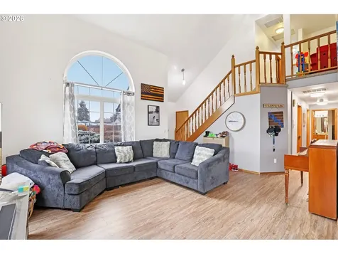 310 Pacific Street Columbia City OR 97018