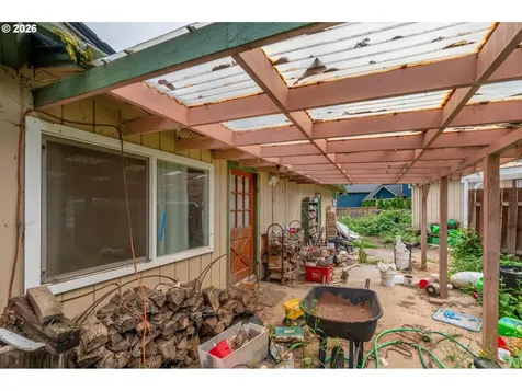 1535 SW 200th Court Beaverton OR 97003