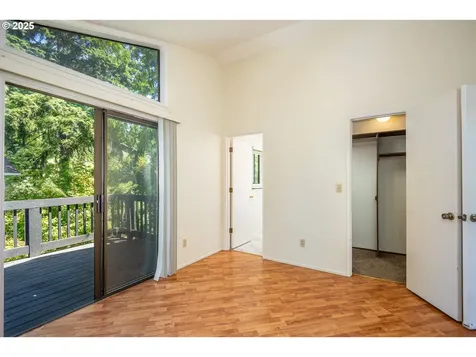 595 S 68th Place Springfield OR 97478