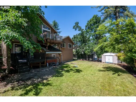 595 S 68th Place Springfield OR 97478