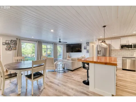 94531 Shelley Lane Coquille OR 97423
