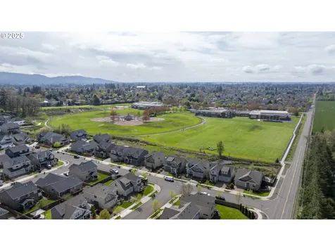 3950 N Grace Drive Newberg OR 97132