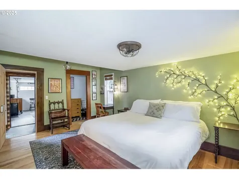 216 Jerome Street Oregon City OR 97045