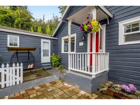 216 Jerome Street Oregon City OR 97045