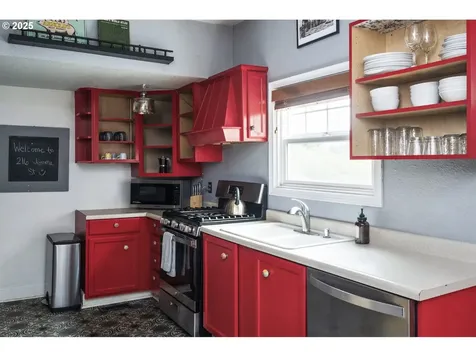 216 Jerome Street Oregon City OR 97045