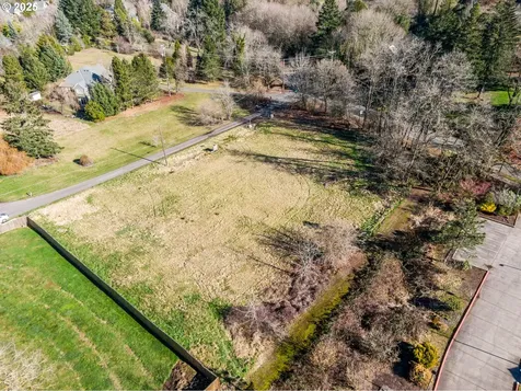 12395 Clara Lane Lake Oswego OR 97035