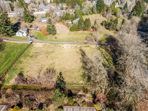 12395 Clara Lane Lake Oswego OR 97035