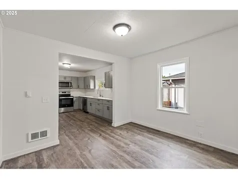 320 Beech Street Longview WA 98632
